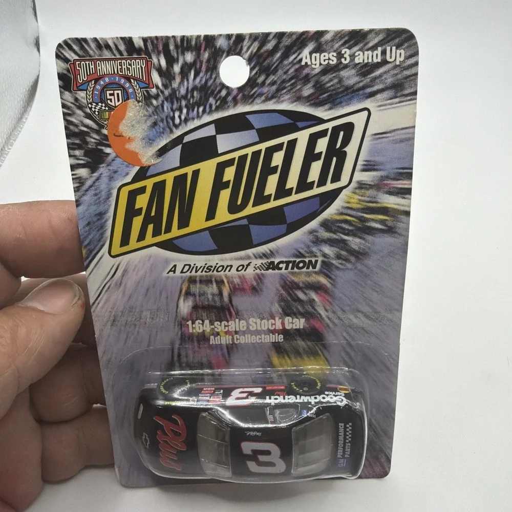FAN FUELER 50th ANNIVERSAR DALE EARNHARDT, Stock Car #3 Die Cast 1:64.‎ 2 Sets.